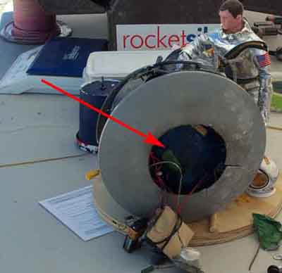 Damage from flight 1a - note the missing coupling section